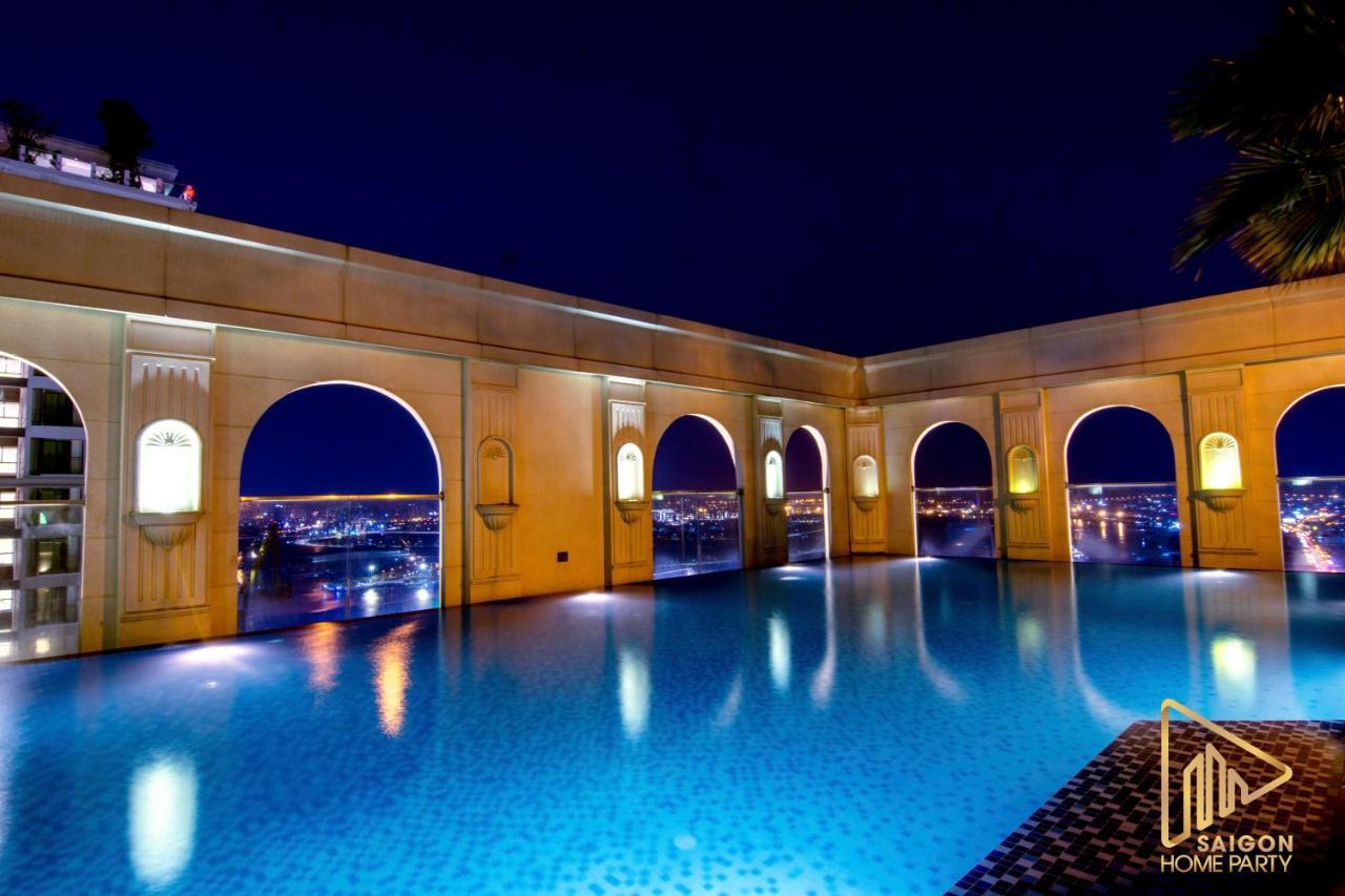 Icon 56 - Free Rooftop Pool Gym 6 Near Ben Thanh Market Хошимин Екстериор снимка